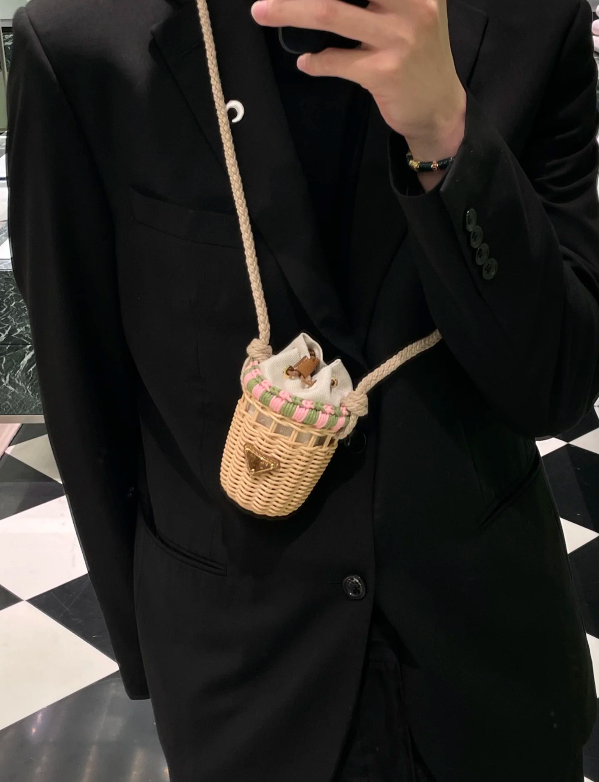 ミニチュアが可愛い《PRADA》ウィッカー＆リネン ミニバッグ