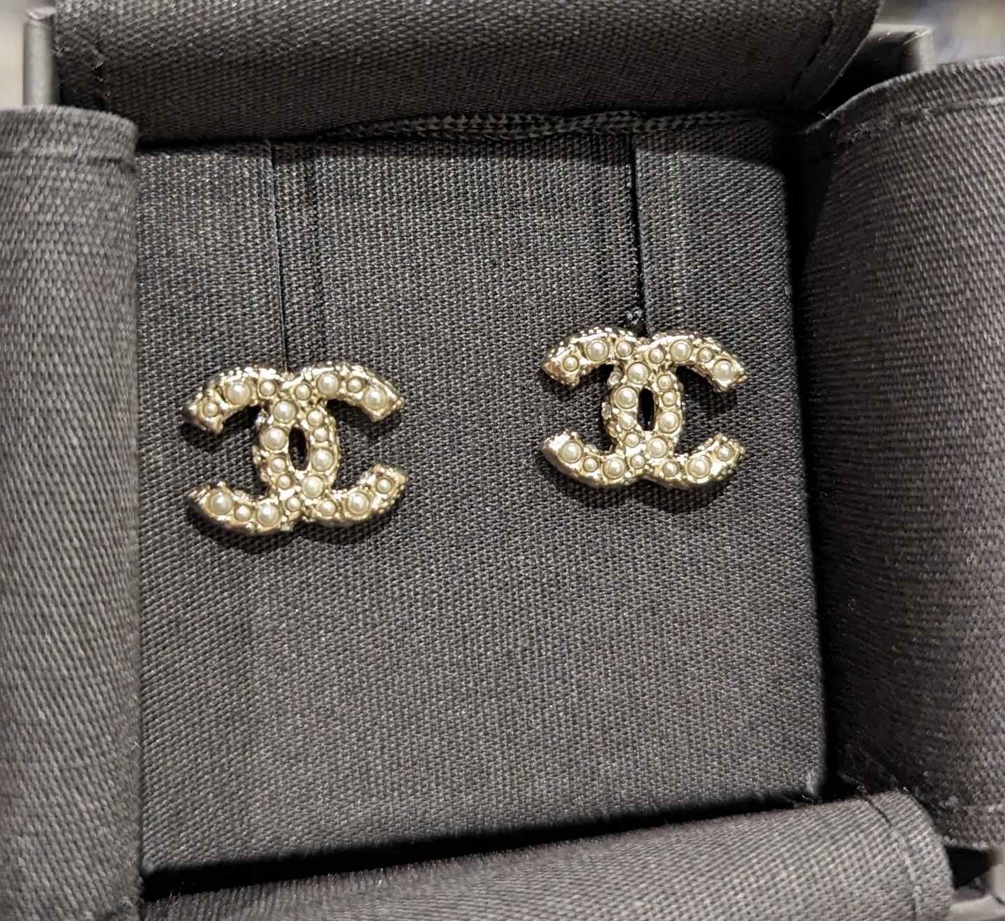 《大人気♡再入荷♡》CHANEL ピアス CCマーク パール