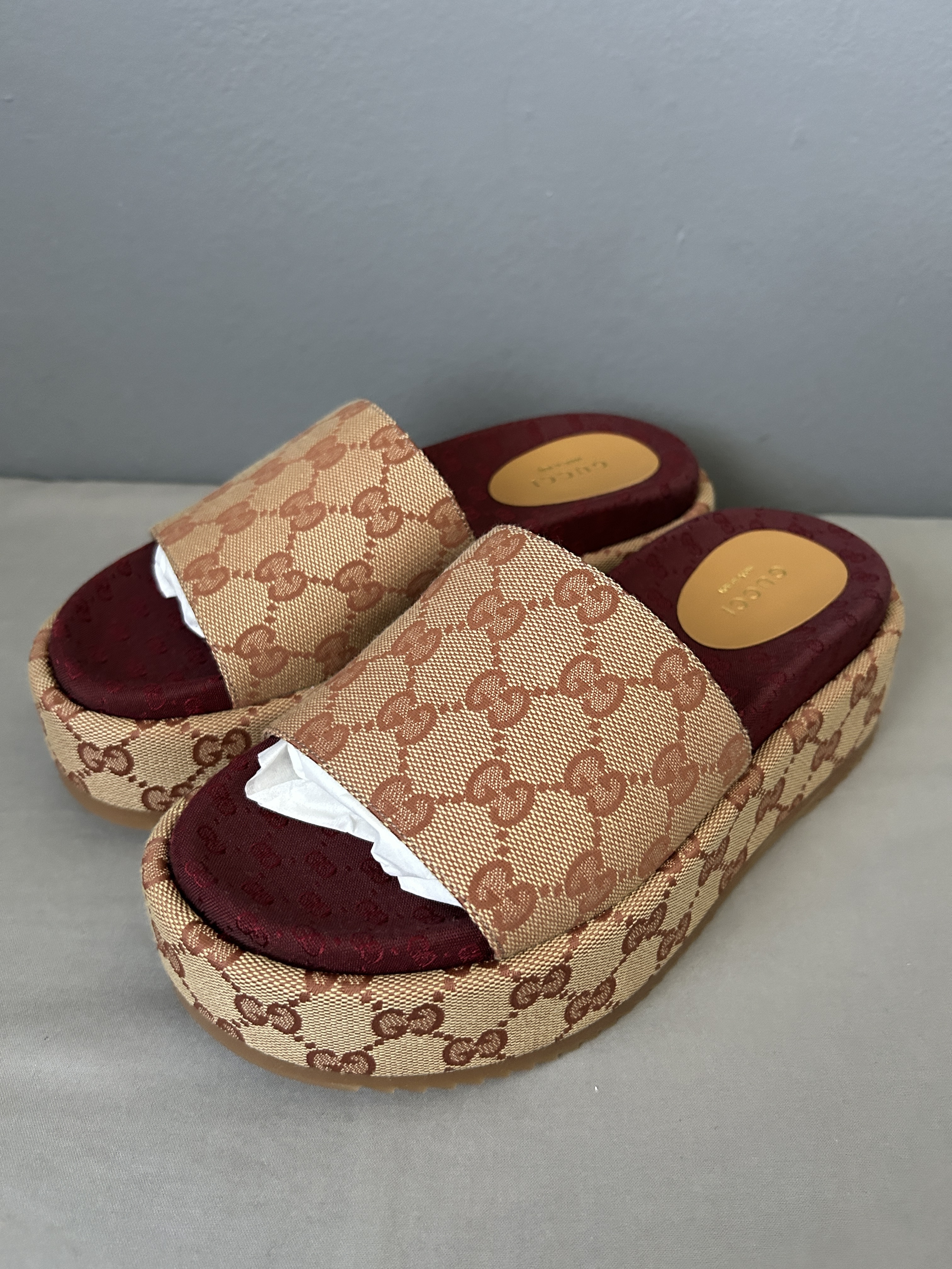 Gucci Monogram GG ロゴ プラットフォーム サンダル 25.5cm