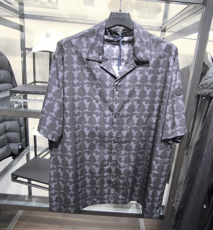 【MONCLER】24SS ロゴプリント 半袖シャツ
