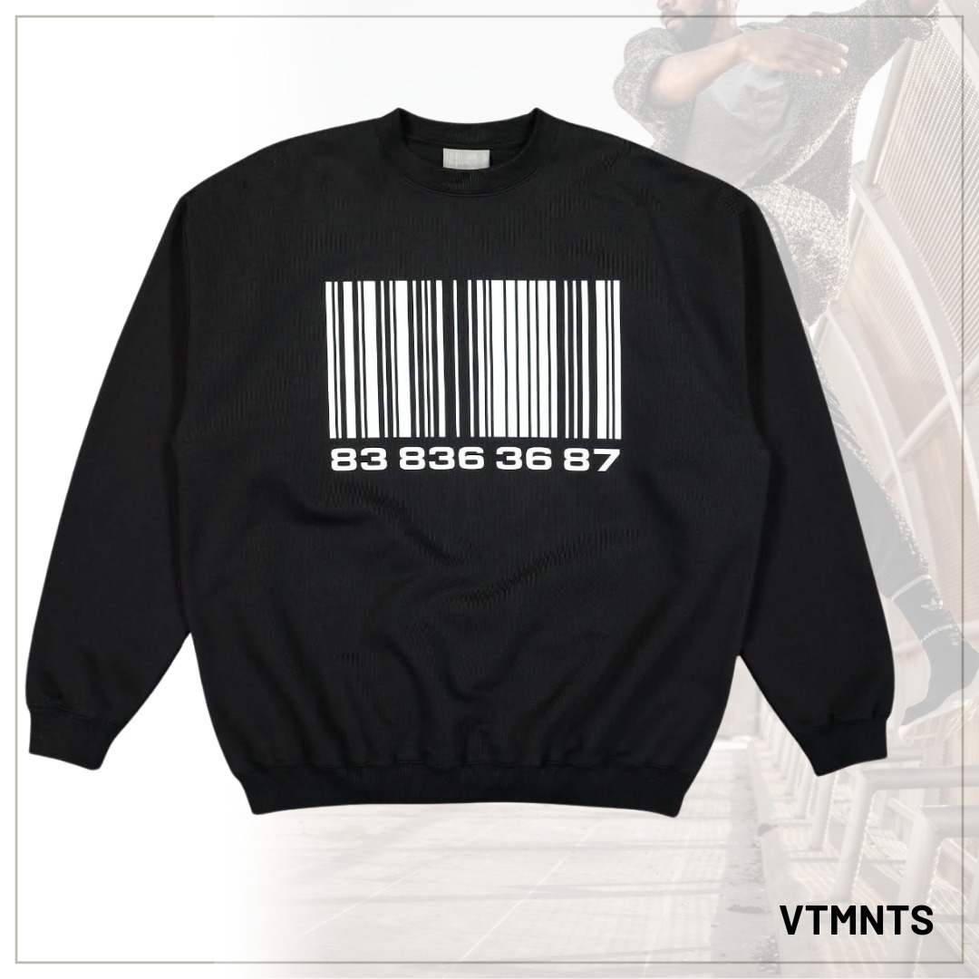 存在感絶大【VTMNTS】ビッグバーコードスウェットシャツ