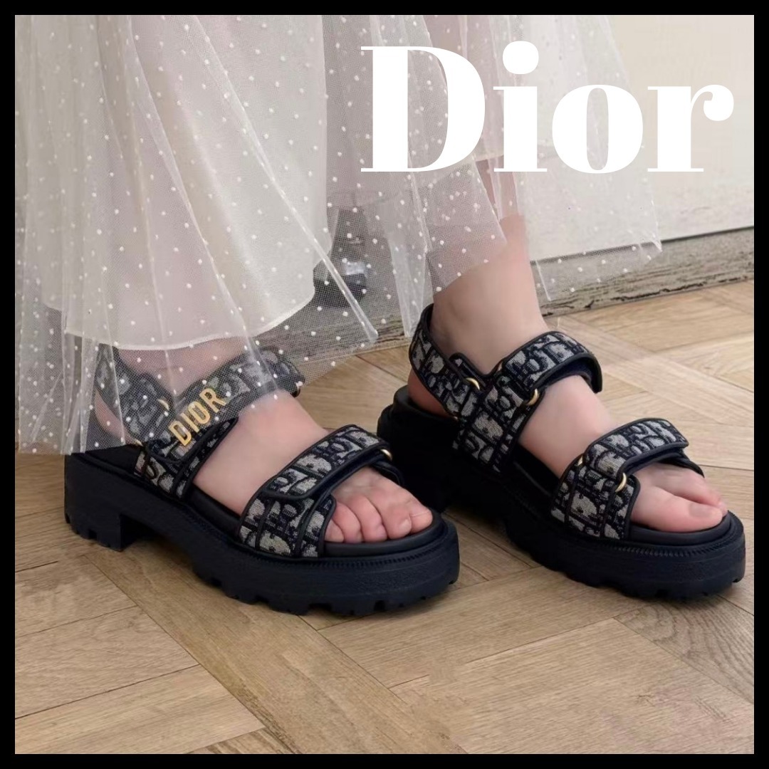 【新作 トレンド感をプラス】Dior プラットフォームサンダル