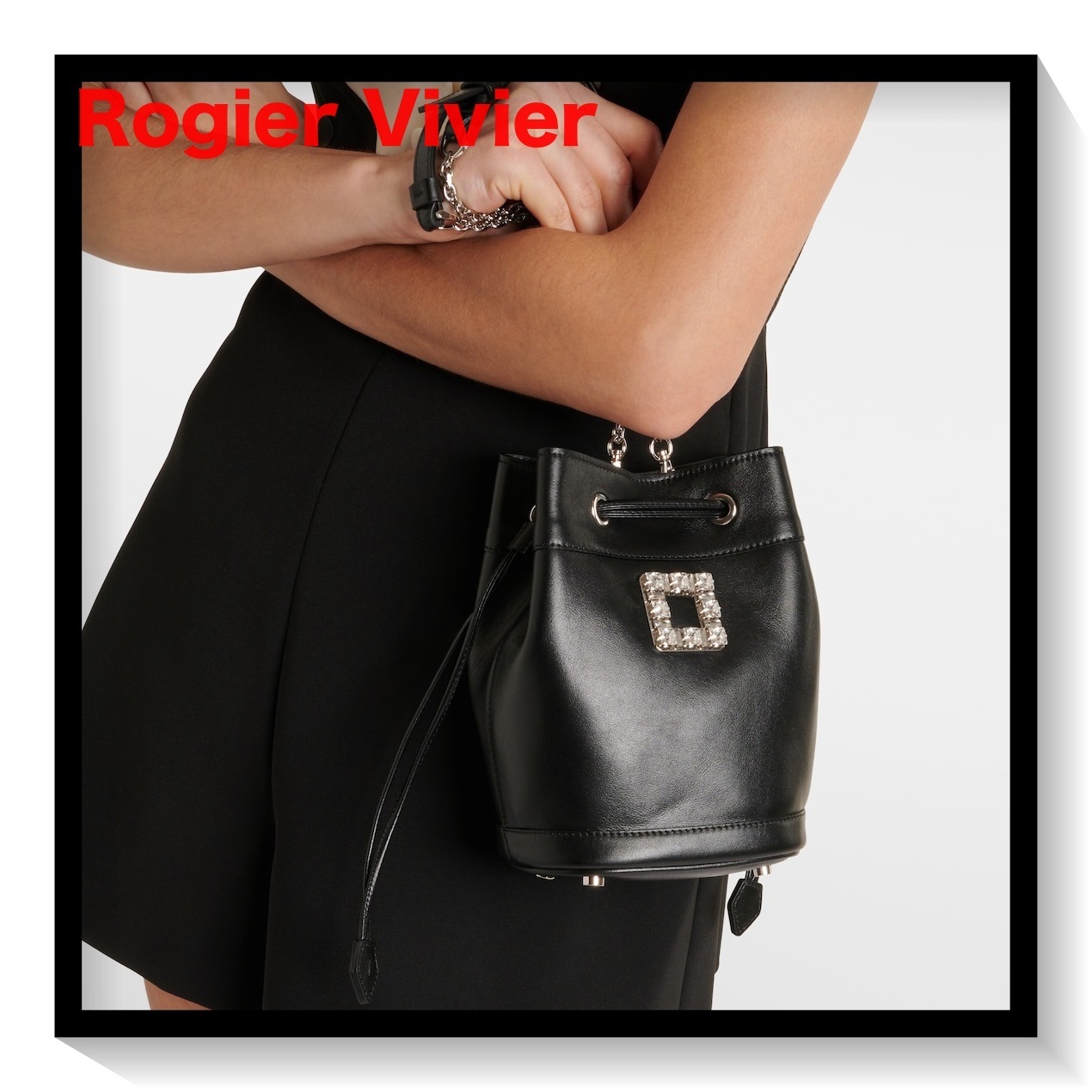 Roger Vivier 装飾 トレス ヴィヴィエ レザー バケットバッグ