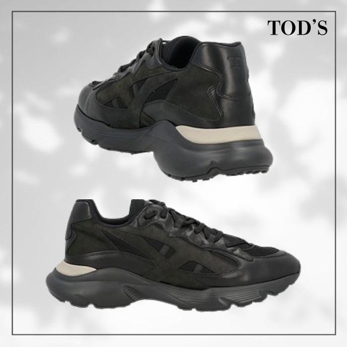 ☆品薄☆【TOD'S】チャンキー スニーカー (機能性素材/レザー)