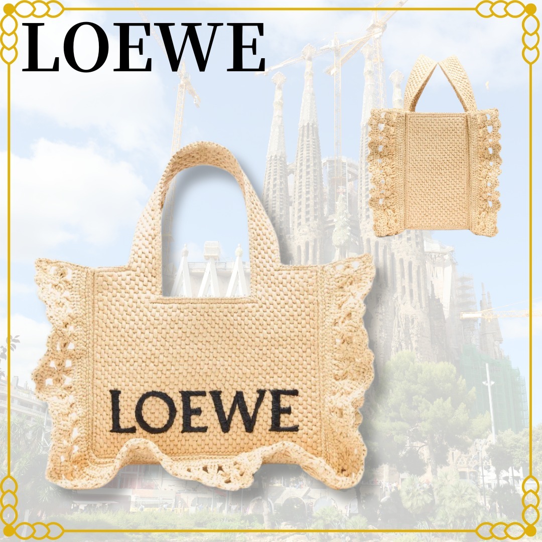 新作☆LOEWE スモール ロゴ フォント トート ALF1B59X25