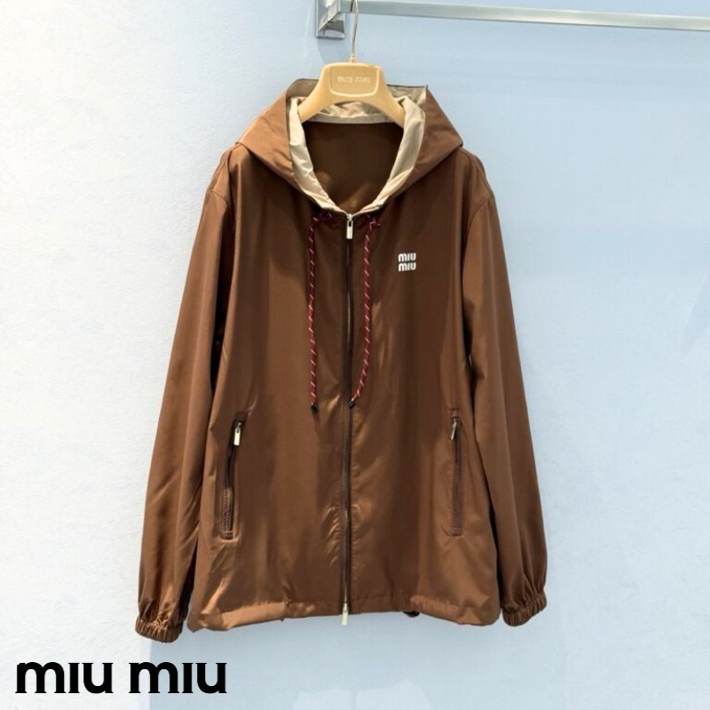 MiuMiu ミュウミュウ フーディージャケット ロゴ ファスナー