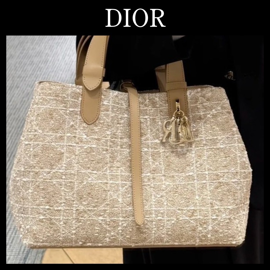 【Dior】オフィスや普段使いにも♪ Toujours バッグ ミディアム