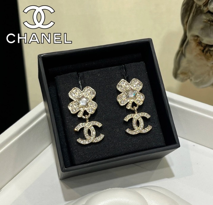 《25S新作★ピアス》CHANEL ゴールド 幸せクローバー♪ ストラス