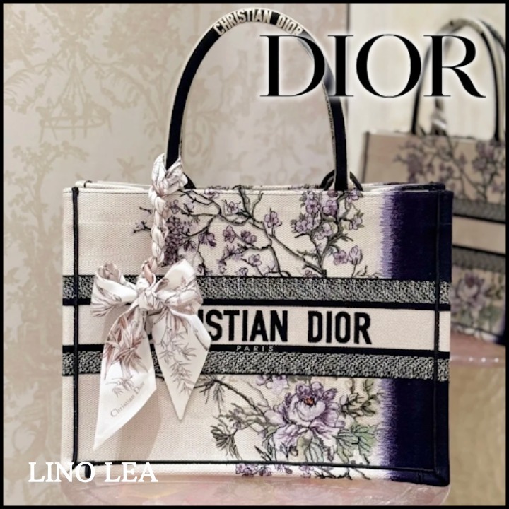 《気品あるデザイン♡》DIOR ブックトート Medium