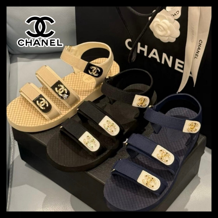 《春夏を楽しむ♥》CHANEL ベルクロ サンダル