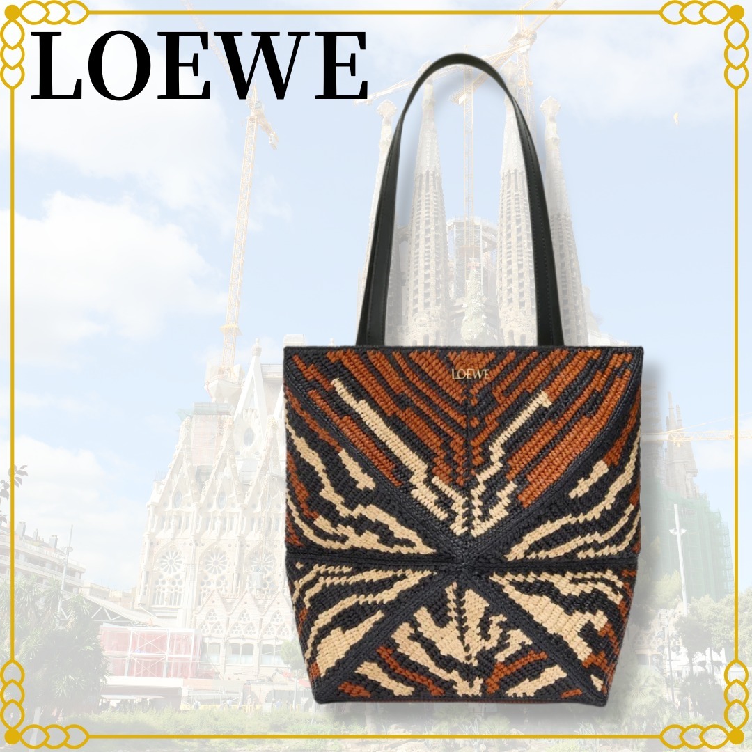 新作☆LOEWE ミディアム パズル フォールド トート A779G50X86