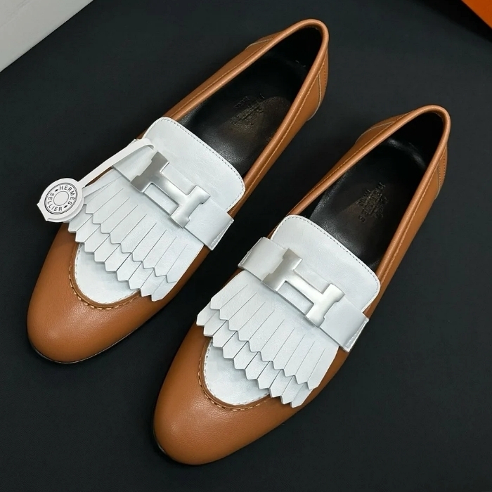 HERMES エルメス ロイヤルモカシン ナチュール/ホワイト