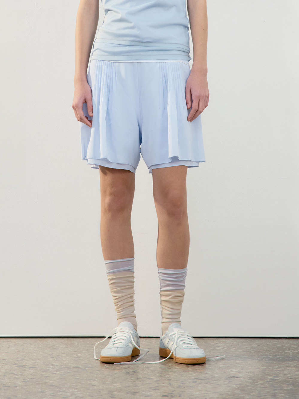[LOW CLASSIC] / ☆ 25SS PLEATED SILK SHORTS / LIGHT BLUE