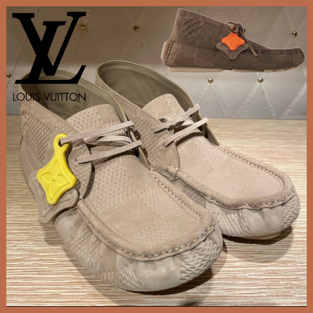【コーデのアクセントに♪】LV フットプリント ダービー