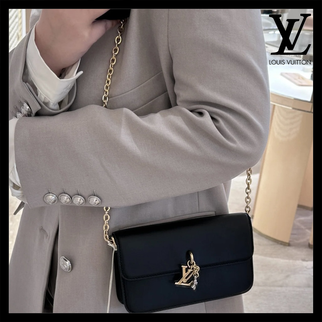 【気品あふれる★】Louis Vuittonチェーンウォレット