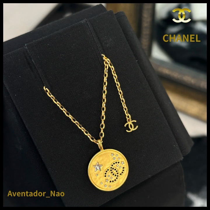 煌めく星デザイン【CHANEL】 CCロゴ ネックレス 首元煌めくゴールド♡ シャネル☆ CCロゴ ネックレス