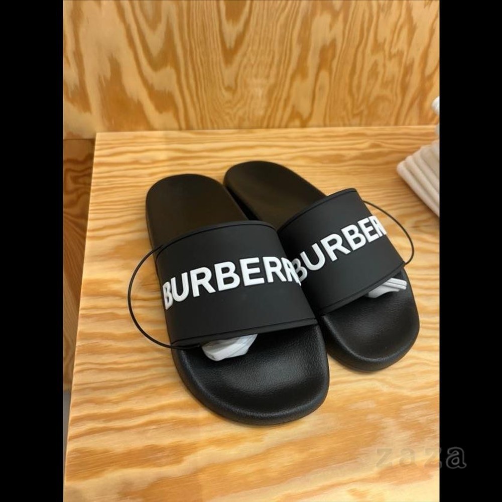 【送料込み】Burberry★80398971
