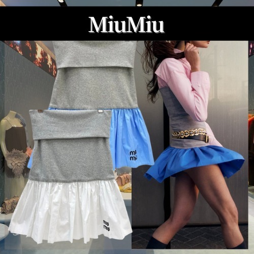 直営店｜25SS MiuMiu◆ロゴ ストラップレス プリーツドレス