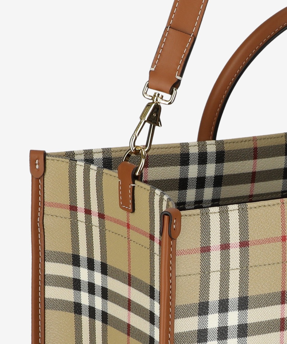 《BURBERRY》 ミディアム FREYA トートバッグ