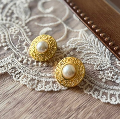Ferragamo フェラガモ★Pearl Earrings★パールイヤリング