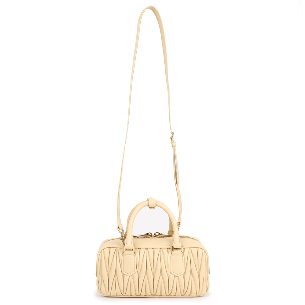 《MIU MIU》 ロゴ アルカディ マテラッセ トートバッグ