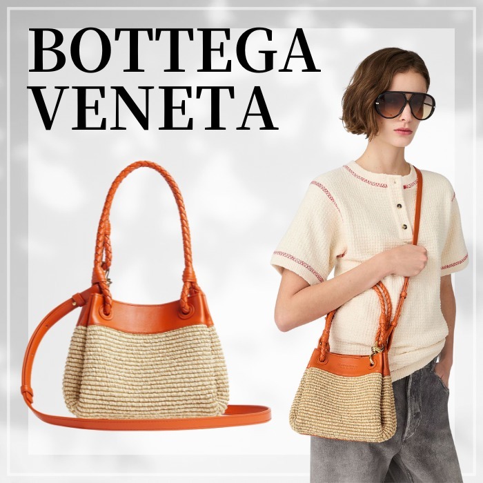 BOTTEGA VENETA スモール パラシュート ショルダーバッグ