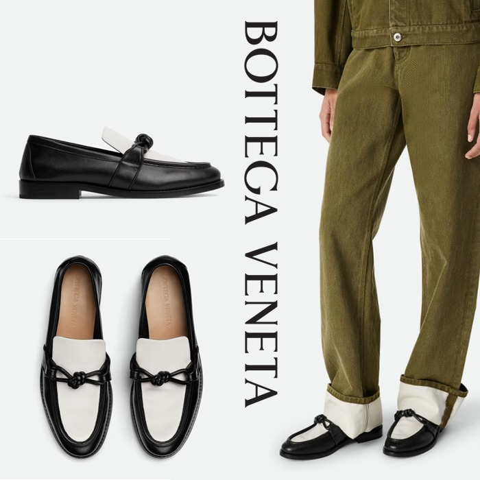 新作【Bottega Veneta】Astaire バイカラー ローファー