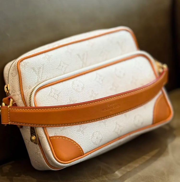 国内発送【モダンでスマートな大人トート】Louis Vuitton ナイル 国内発送【モダンでスマートな大人トート】Louis Vuitton ナイル