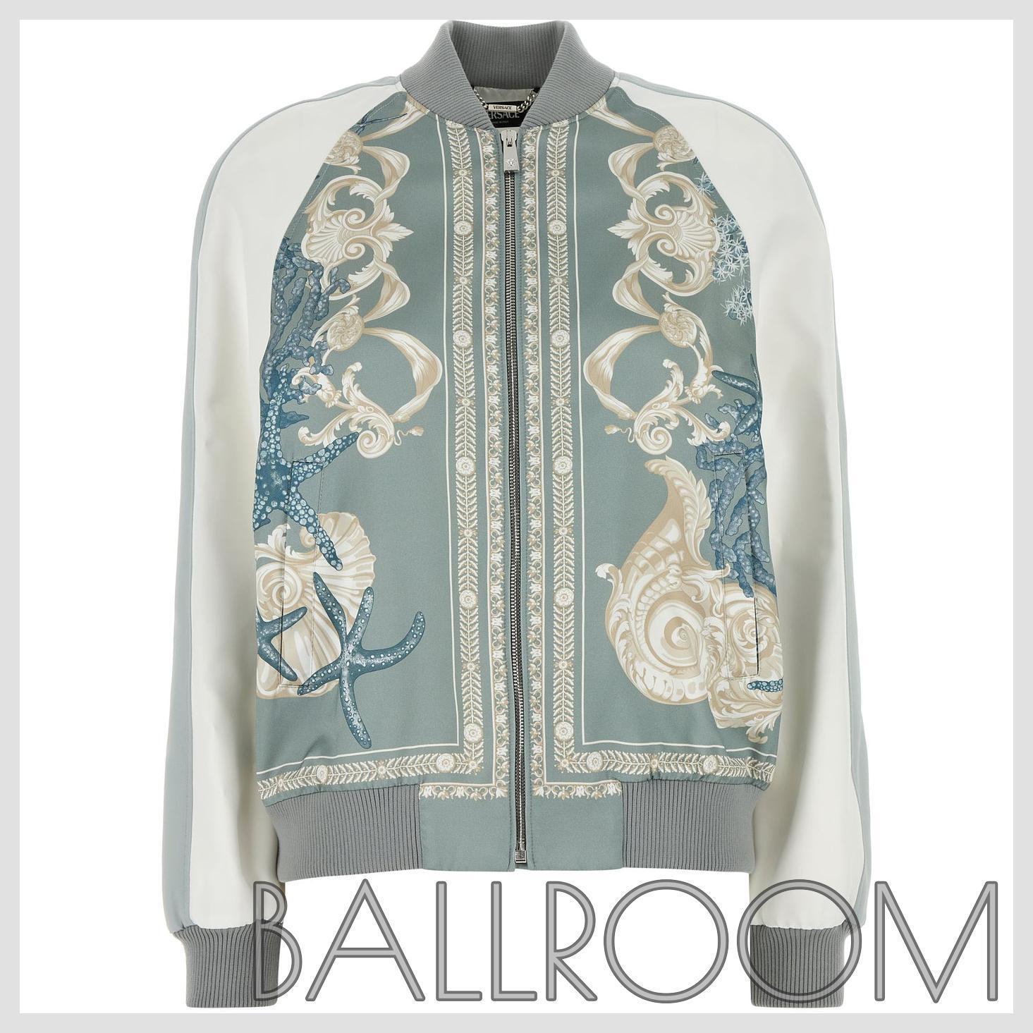 ジャケット VERSACE PRINTED SATIN VARSITY BOMBER JACKET