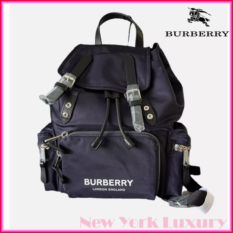Burberry★素敵！ネイビーロゴバックパック