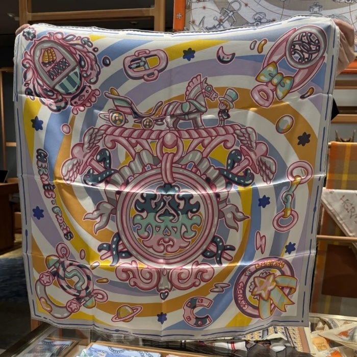 HERMES エルメス カレ70《キャンディ・リブリス》