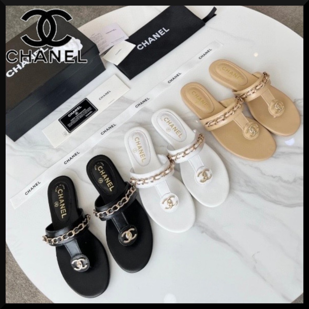【足元を軽やかに！】 CHANEL サンダル