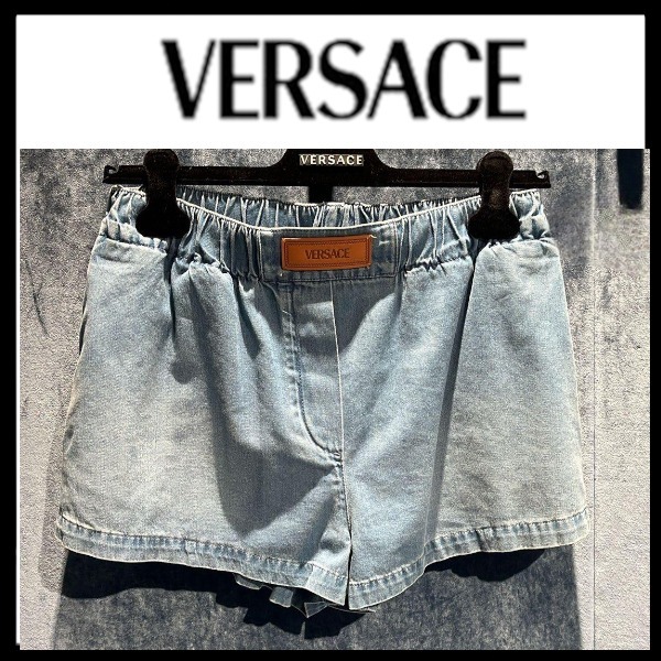 早い者勝ち【VERSACE】デニムパンツ