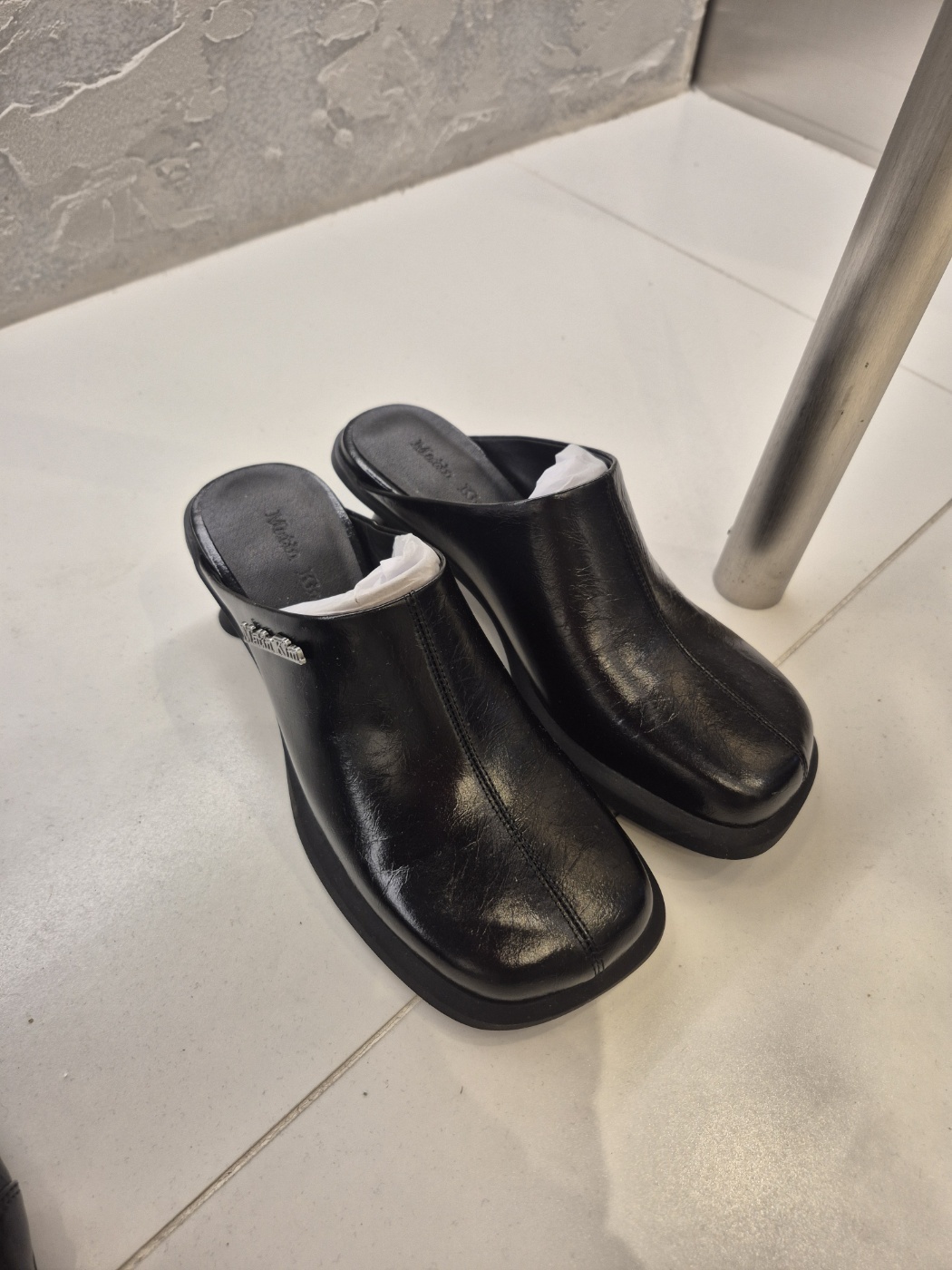 【Matin Kim】MATIN LEATHER BLOAFER HEELS