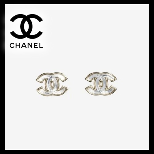 上品可愛い♡【CHANEL 】メタル レジン ピアス 25ss