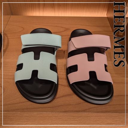 【HERMES】色合いが魅力的 バイカラー ☆ 人気 Chypre サンダル バイカラー HERMES Chypre(エルメス シプレ) レディース - 海外