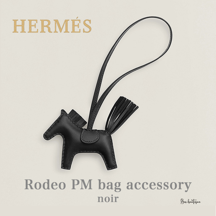 【シックに輝くオールブラック】HERMES ロデオチャーム PM Noir