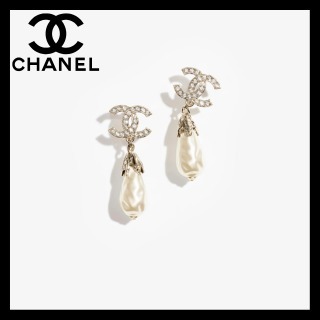 ♪洗練された輝き♪【CHANEL】メタルパール CCロゴ ピアス