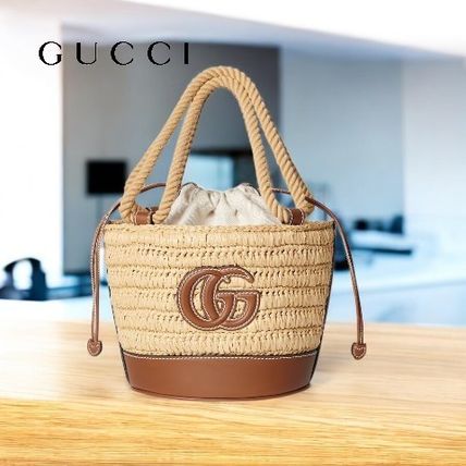 【国内発送・送料無料】GUCCIウーヴン ミニ バケットバッグ ウーヴン ミニ バケットバッグナチュラル＆ブラック