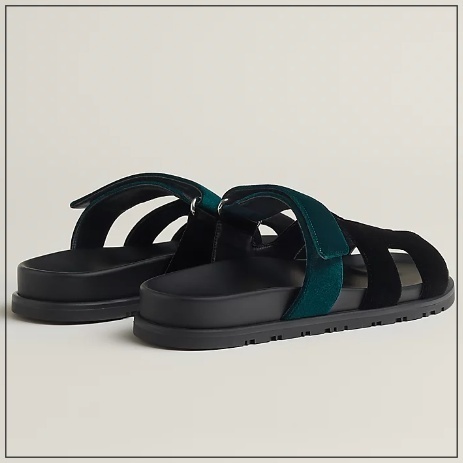 《完売必至》HERMES シプレサンダル  黒 / ヴェール・ムース