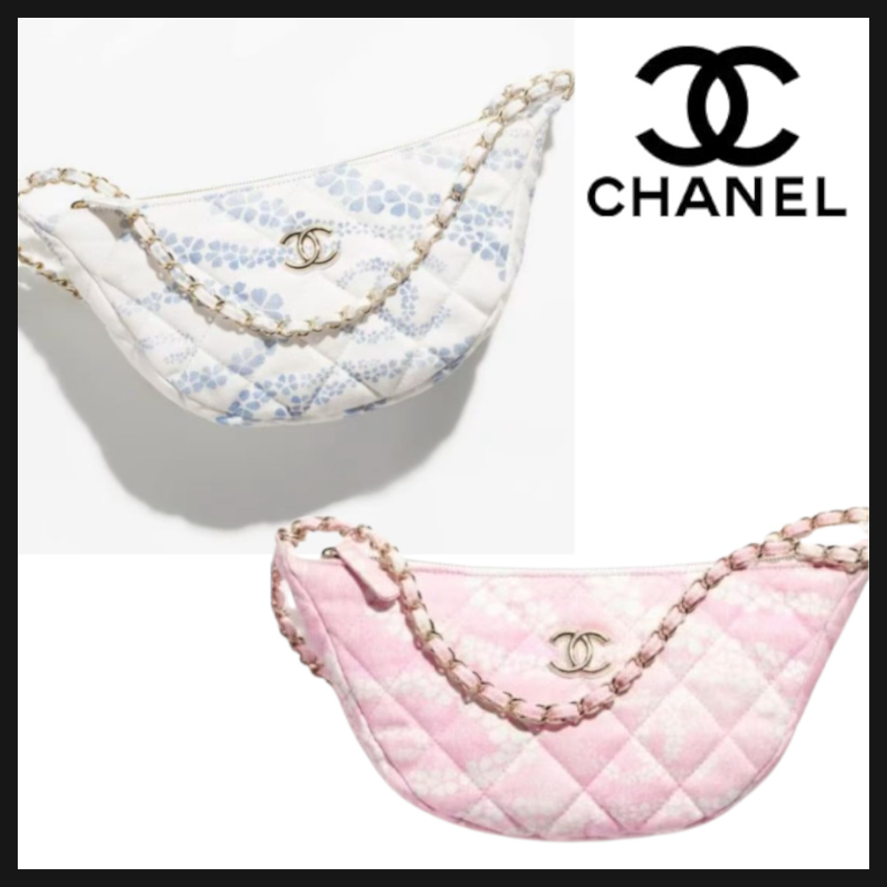 【サイズも花柄模様も可愛い☆】CHANEL ショルダーバッグ