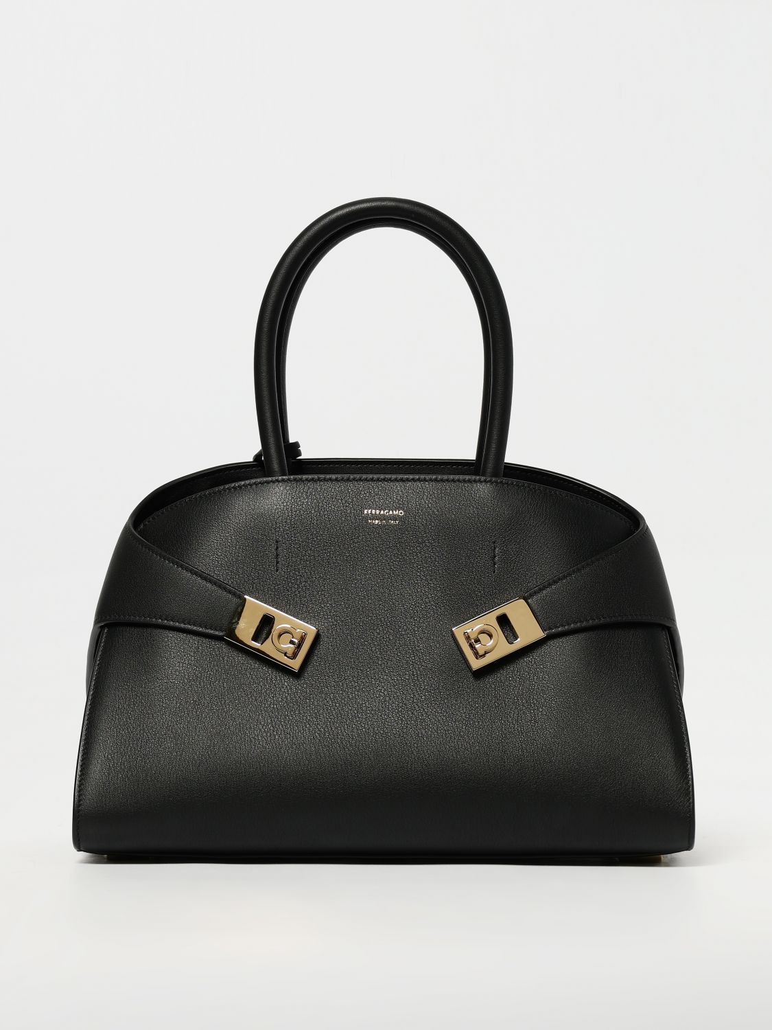 ハンドバッグ FERRAGAMO Woman Handbag Black 0766758 NERO