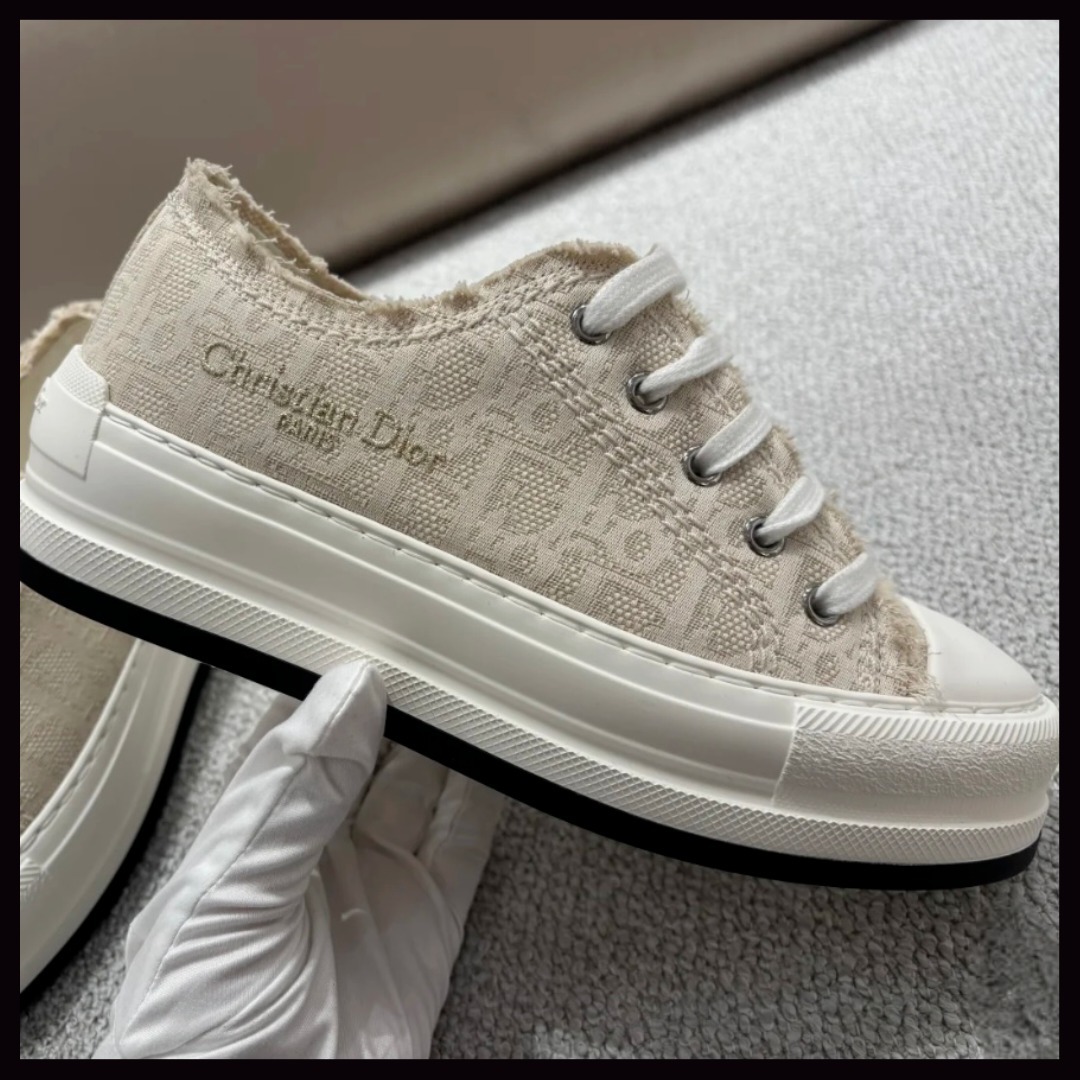 【上品な素材感♪】Dior スニーカー