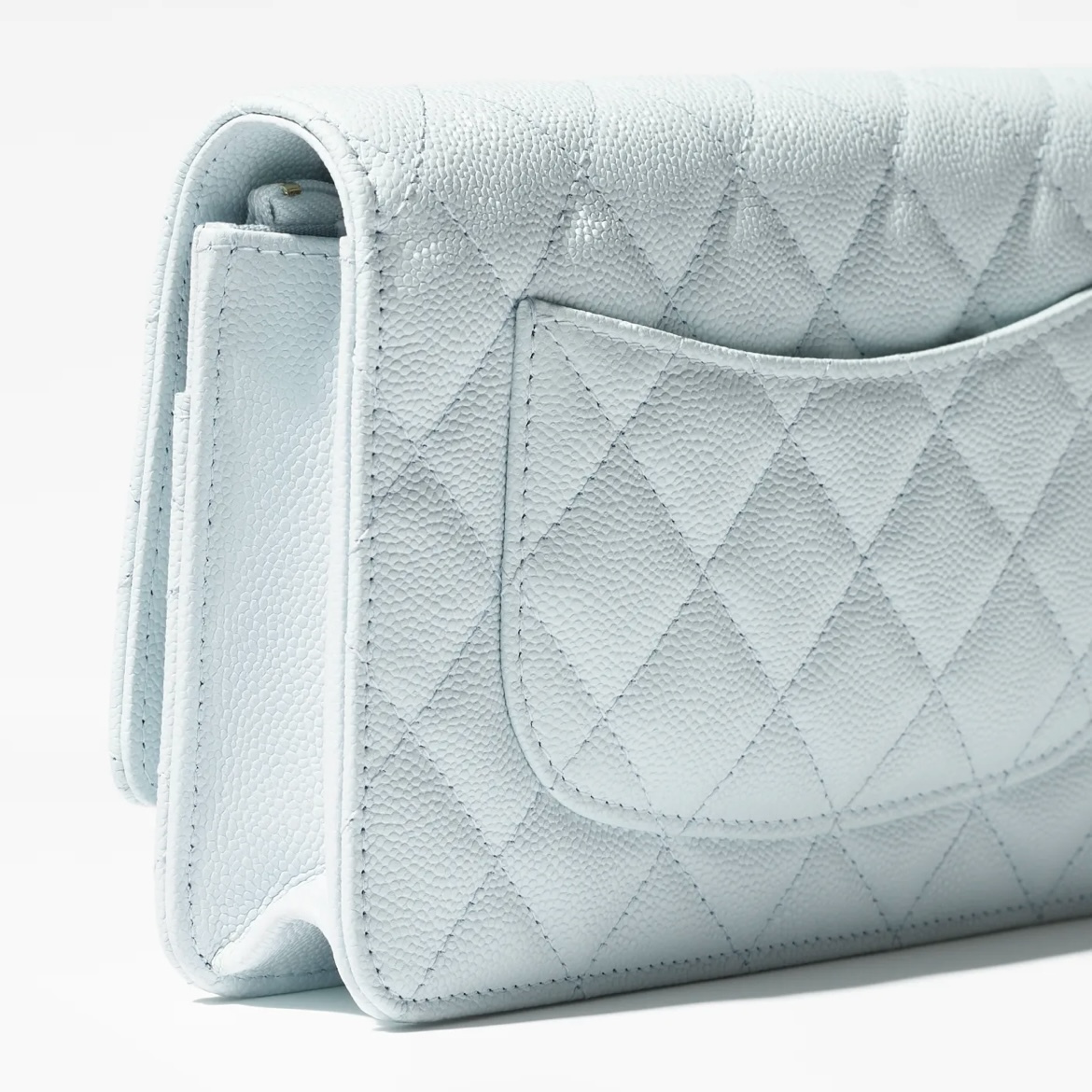 《爽やかな上品カラー♪》25S限定★CHANEL チェーンウォレット