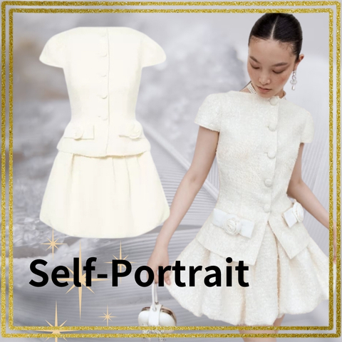 【self-portrait】クリームブークレボウディテールミニドレス