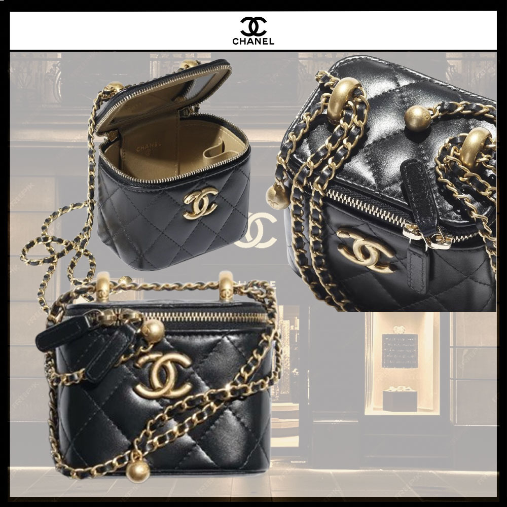 ◆使い易いサイズ◆【CHANEL】チェーン付き ミニ ヴァニティ