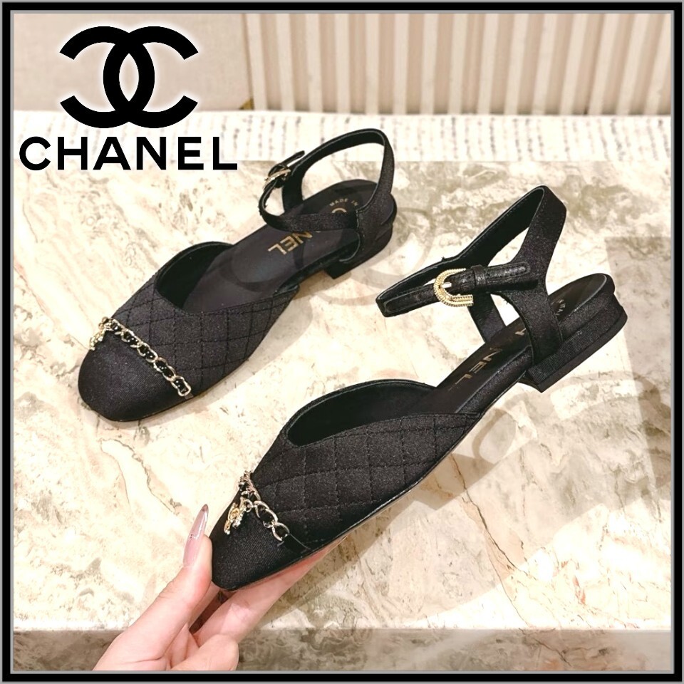 チャームがお洒落♪【CHANEL】サンダル
