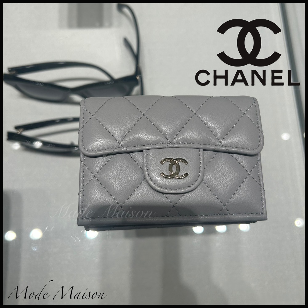 【上品で可愛い♪】CHANEL スモール フラップ ウォレット