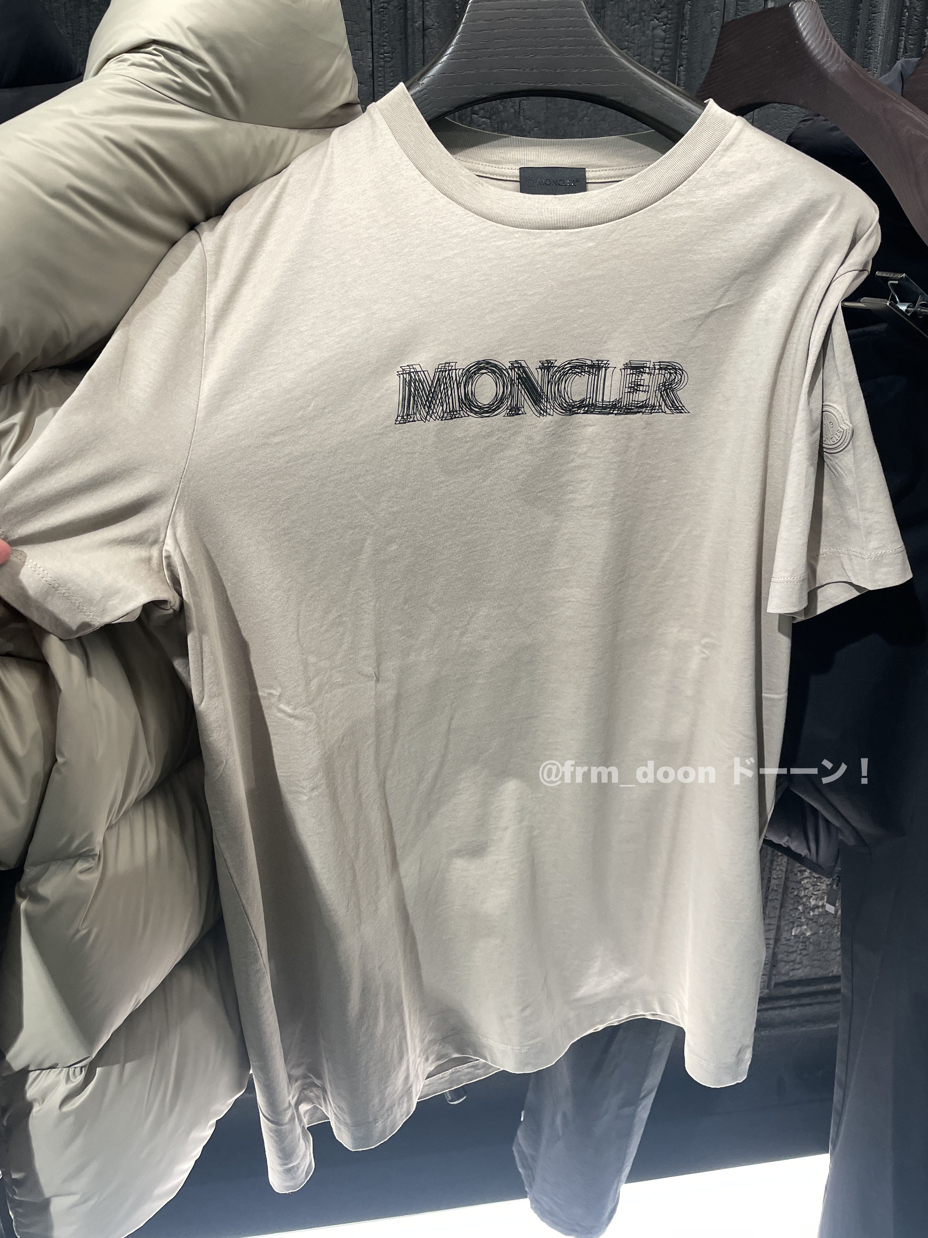 【MONCLER】新作 Blurryロゴ コットンTシャツ