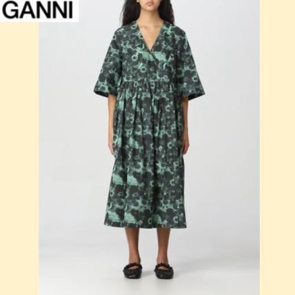 グリーン（緑）系 Ganni(ガニー) ワンピース(レディース) - 海外